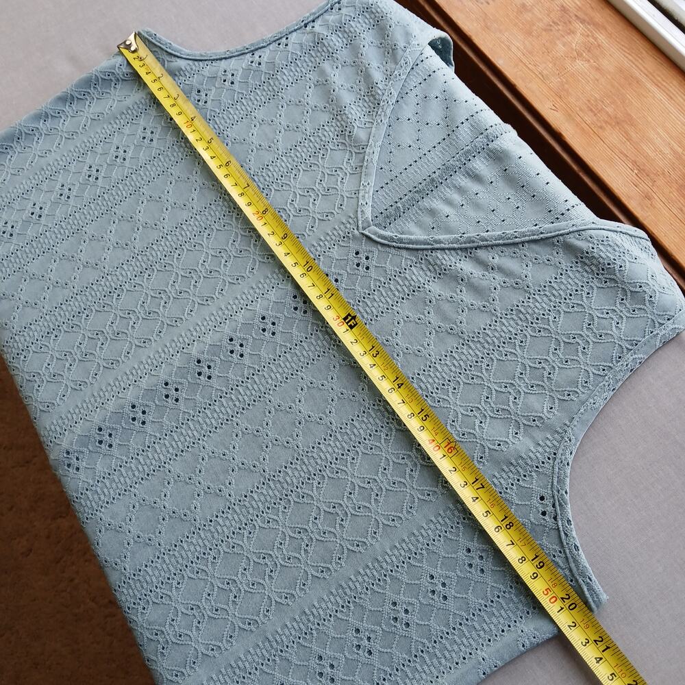 Sage Green Eyelet Tank Top XL V-neck lacy jacquard round hemline semi sheer - Picture 9 of 11